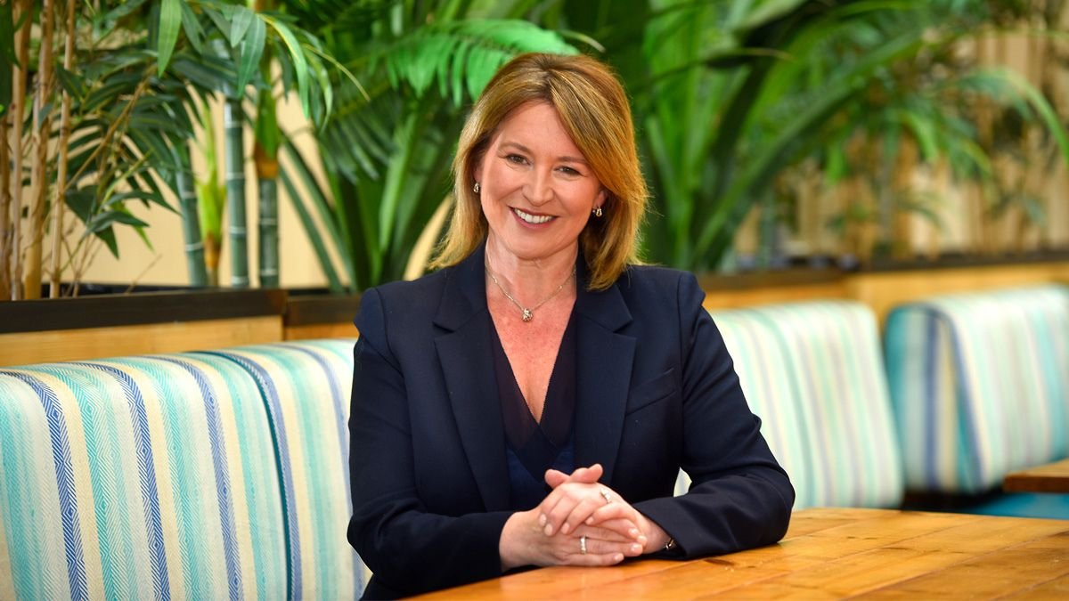 Joanna Knight